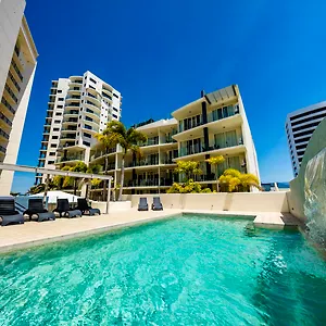 jack-and-newell-holiday-apartments.cairnshotels4all.com/